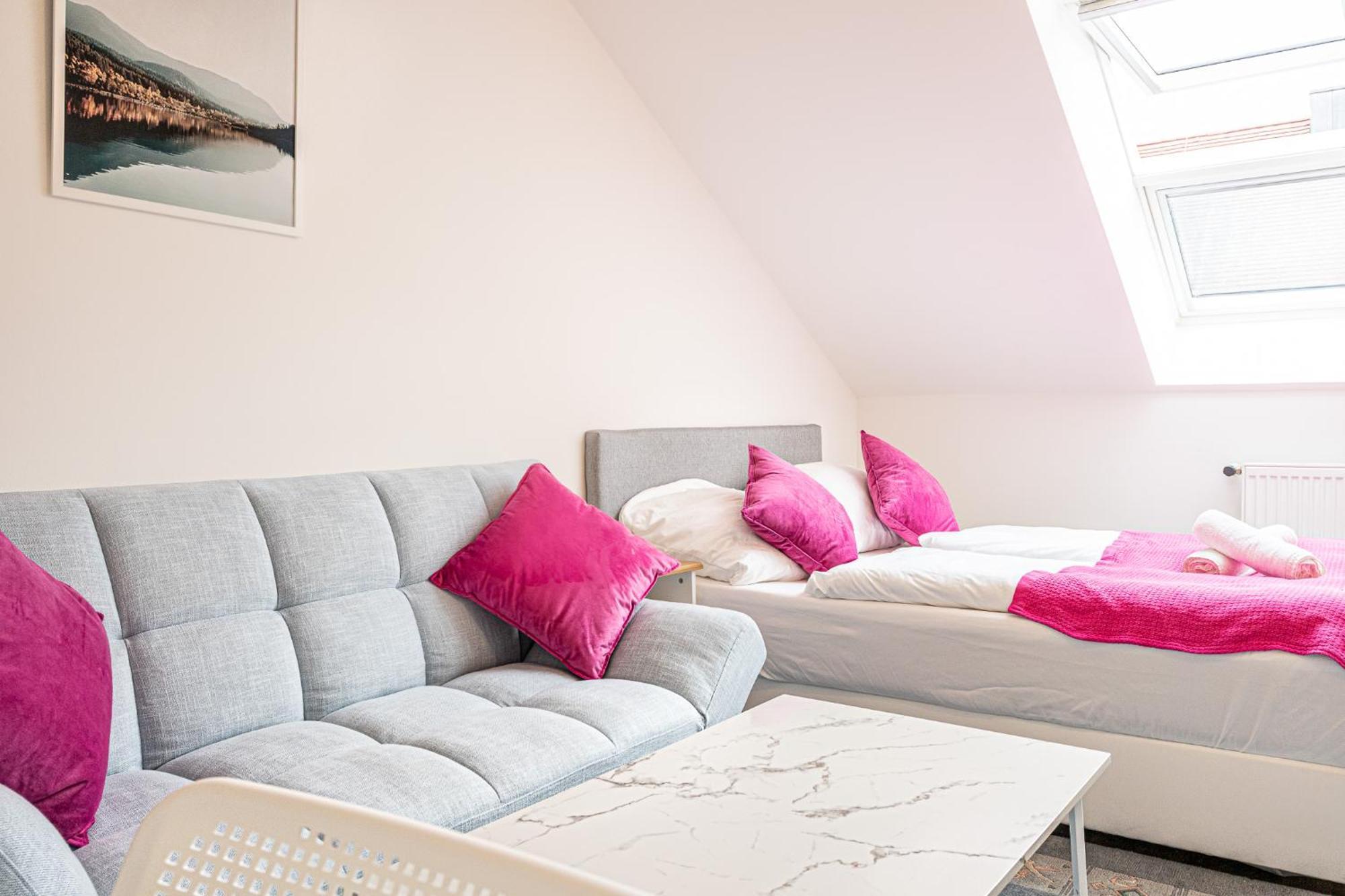 Airy Attic Apt.: Stylish Studio At Penzing Area Wien Exterior foto